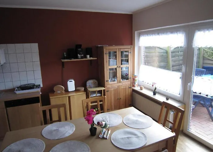 度假居 In Mit Garten- Terrasse Und Grill By Interhome *